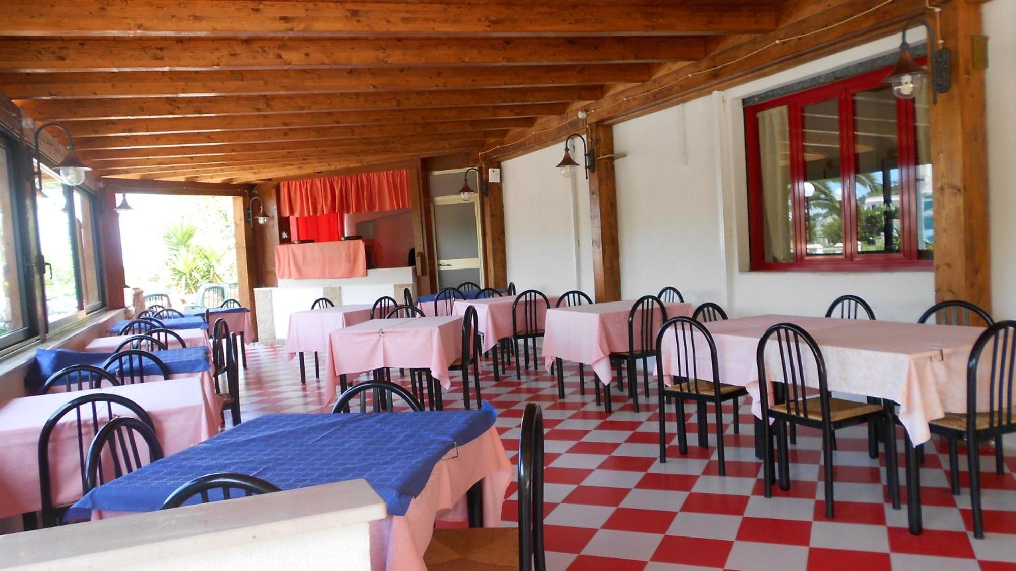 Hotel Piccolo Paradiso Пескічі Екстер'єр фото