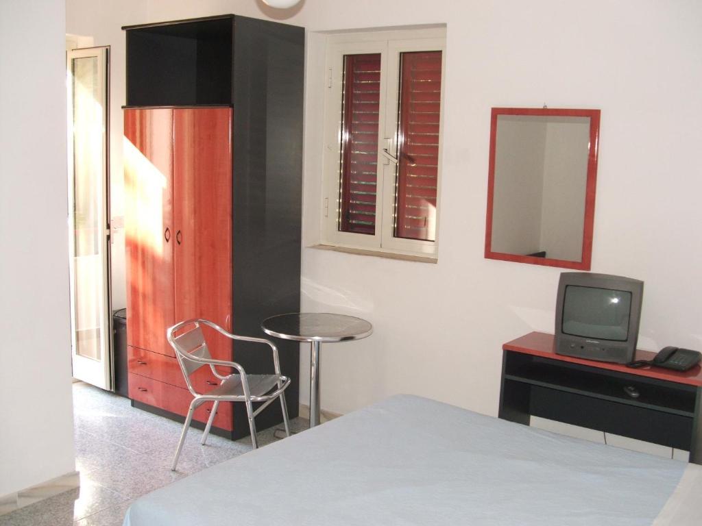 Hotel Piccolo Paradiso Пескічі Номер фото